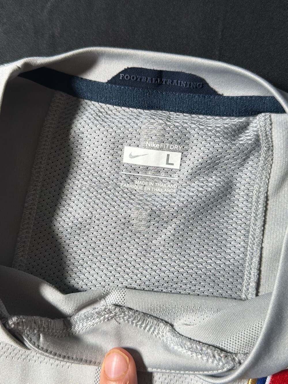Nike Arsenal 2009-10 Football Training Jersey Grey and Red - Picture 4 of 9